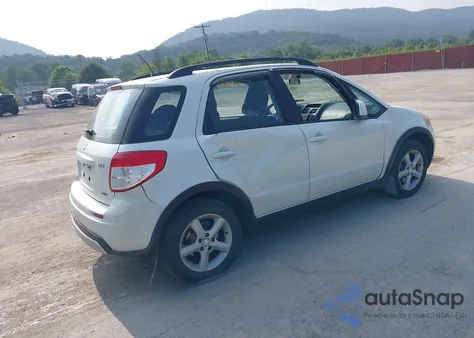 2008 Suzuki Sx4 Convenience/Touring из США, поврежденный, VIN JS2YB413685107829